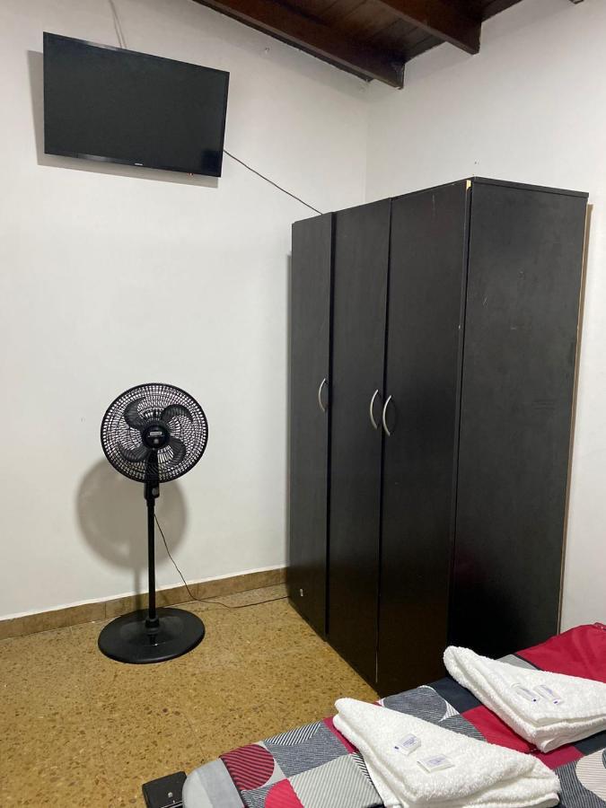 Apartamentos Excelente Ubicacion 麦德林 外观 照片